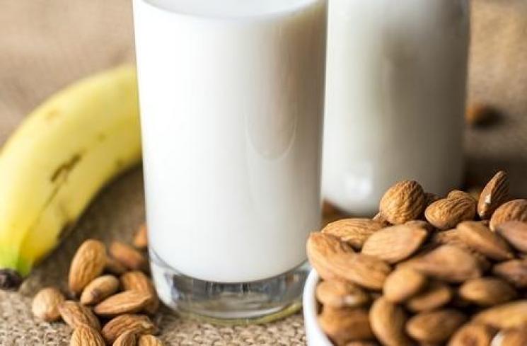 Jangan Diremehkan, 4 Camilan Ini Bermanfaat untuk Kesehatan&nbsp;Jantung